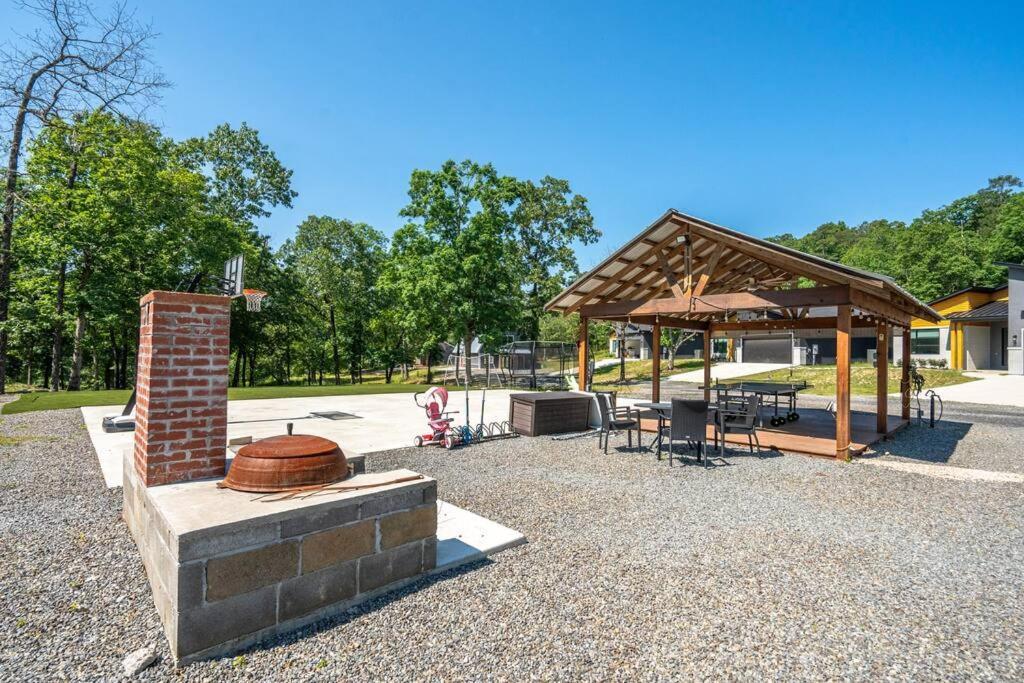 ホット・スプリングス Modern Retreat 10 Min-Oaklawn Bbq Grill Pavillion Kids Playgroundヴィラ エクステリア 写真